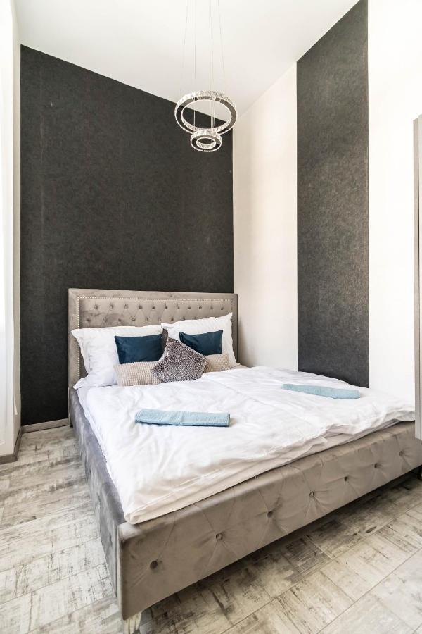 George'S Luxury Apartment At Danube Budapest Eksteriør billede